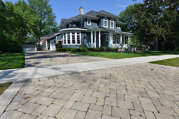 Best Driveway Paver Sealing  in Mount Vernon, IA